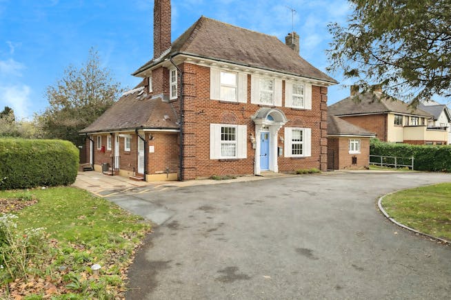 1461 London Road, Leigh-on-Sea, Development For Sale - 8125fc49-Outside.png