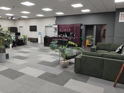 Unit 65, Newtown, Office For Sale - IMG_20251023_114802.jpg