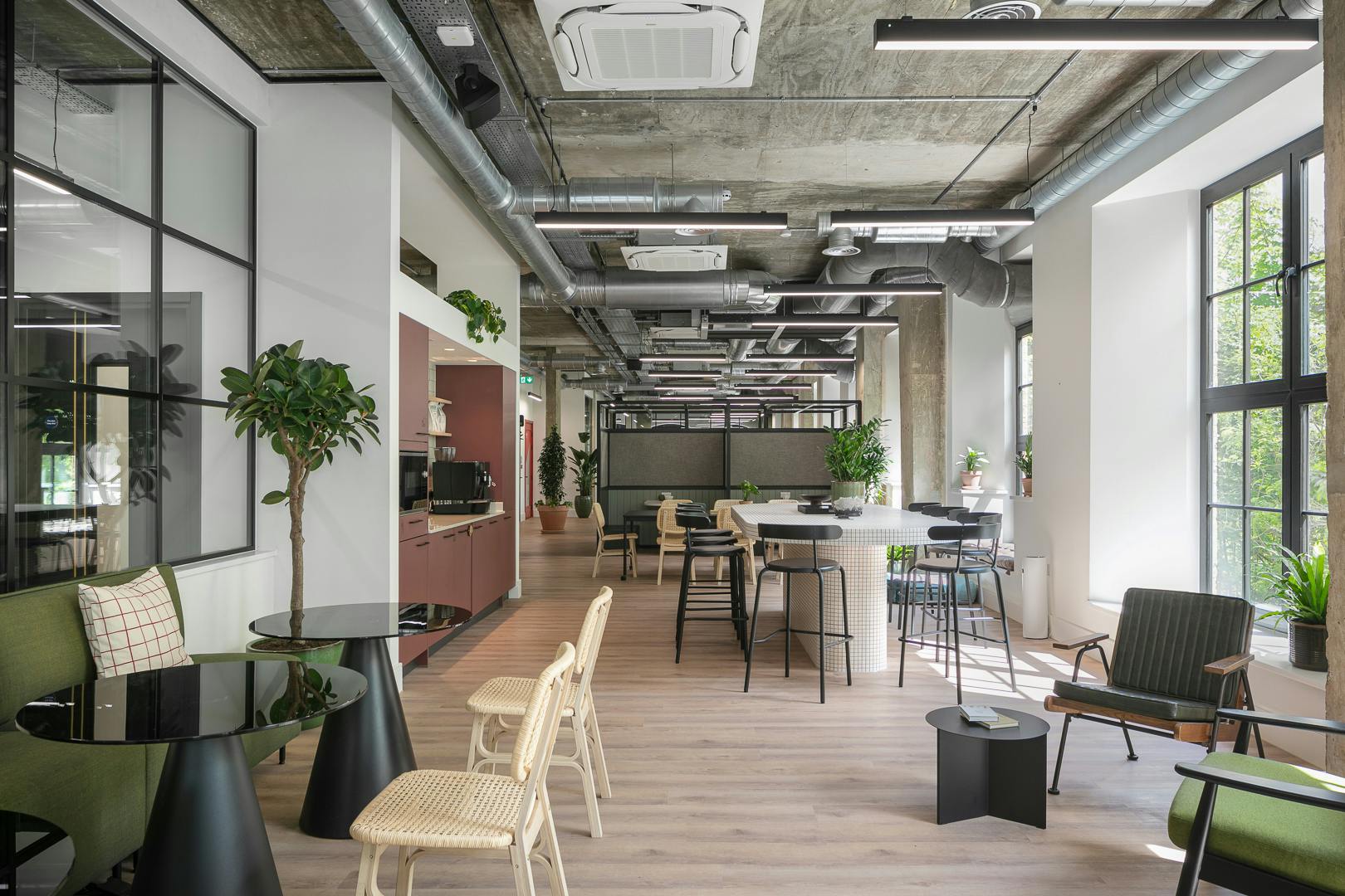 Office in London - photo 4