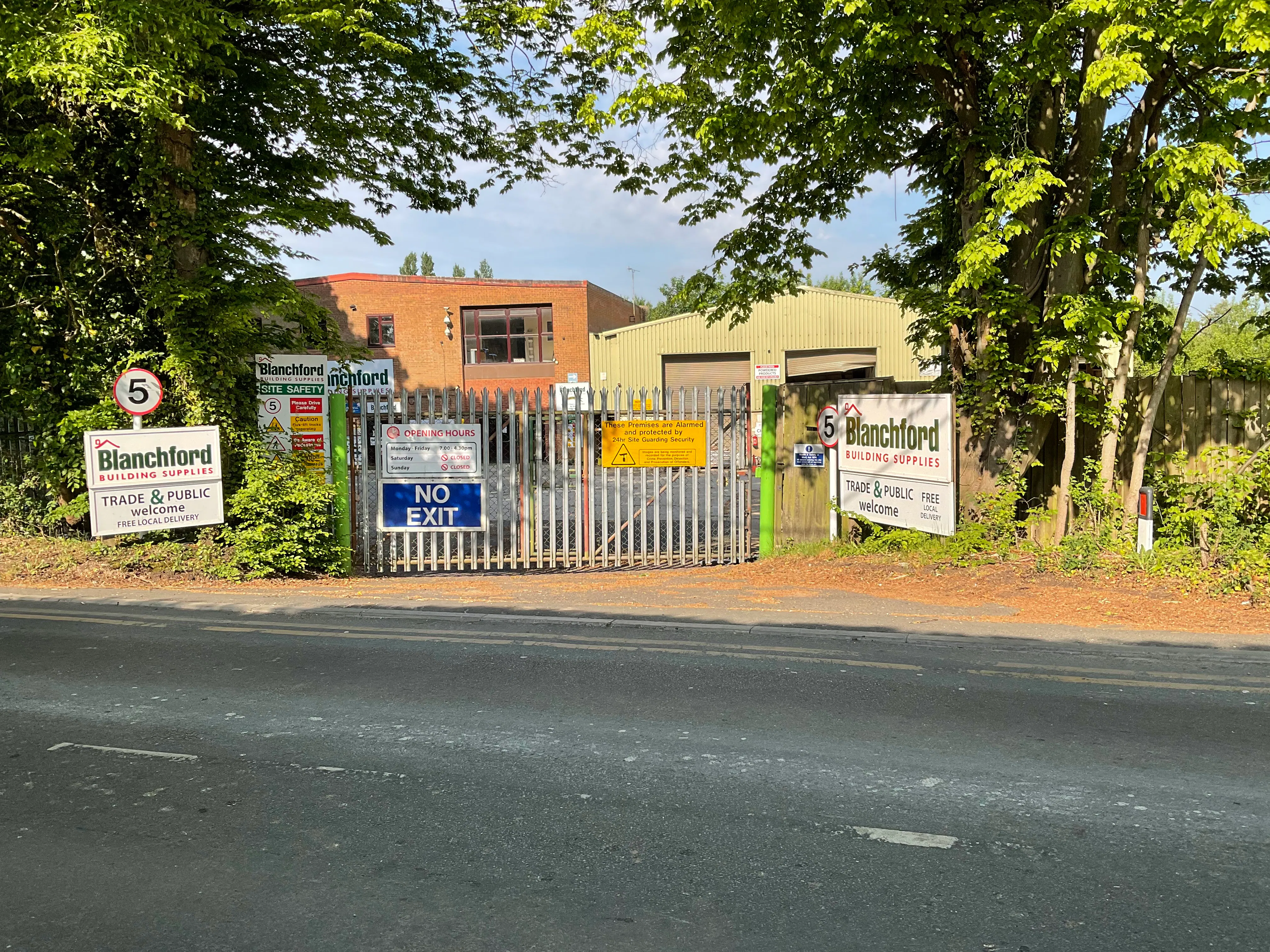 14 Picts Lane, Princes Risborough, Industrial / Industrial To Let - Photo 12-05-2025, 09 14 21.jpg