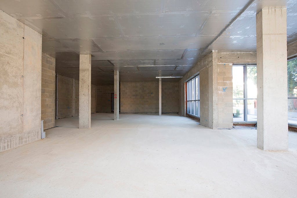 Retail/Shop in London - photo 3