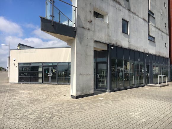 Unit A and B, Swansea, Retail To Let / For Sale - IMG_6931.JPG