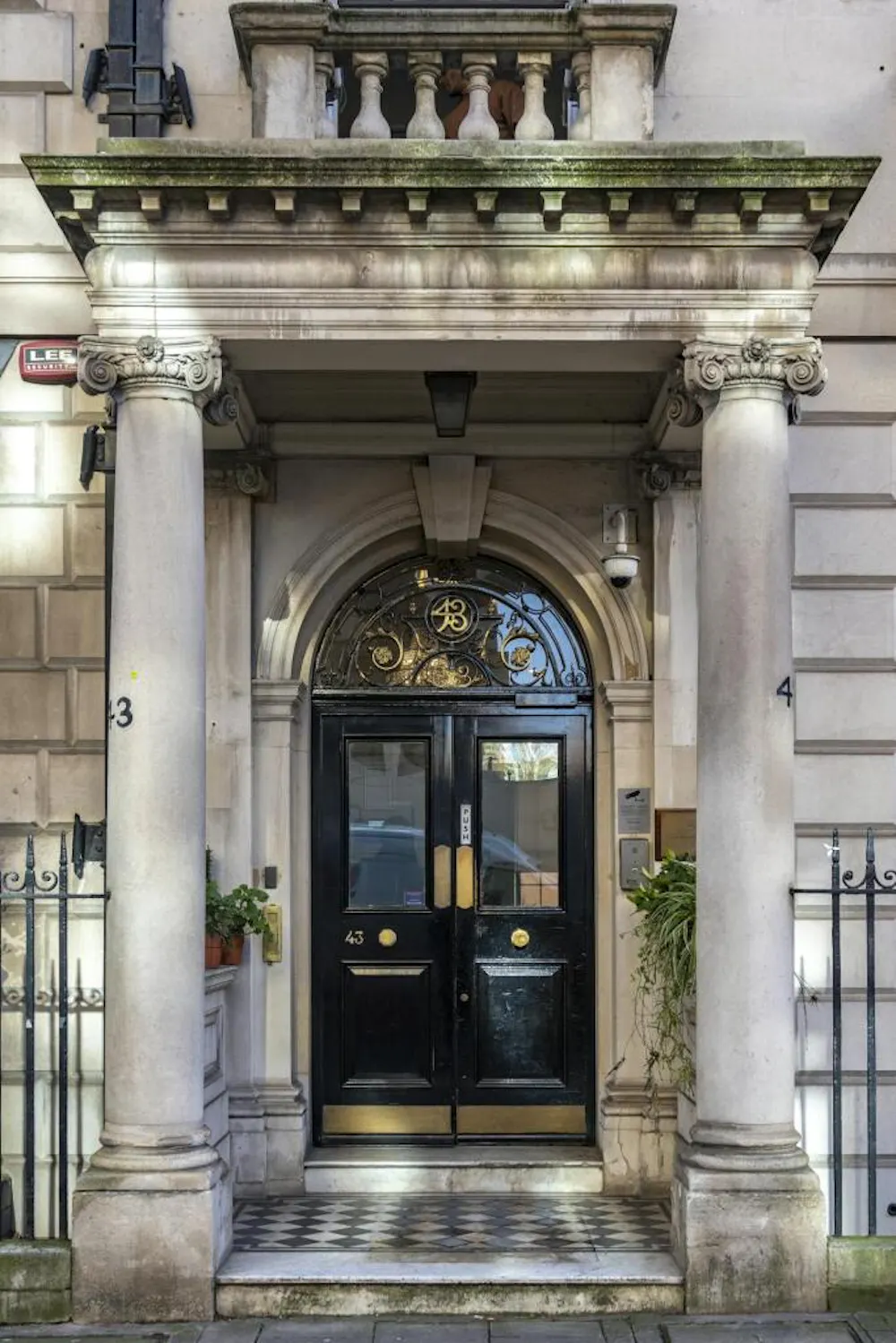 43 Upper Grosvenor Street - 11ea075b07416c0885da70e24ffa742c.jpeg