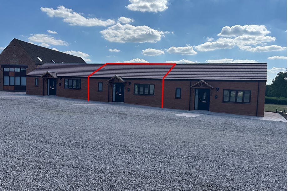 Parr, Station Farm, Northampton, Offices To Let - Parr front outline.PNG