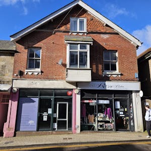 Unit A, 4 Belmont Buildings, High Street, Crowborough, Office / Retail / Serviced Office To Let - 20260216_101839_resized.jpg