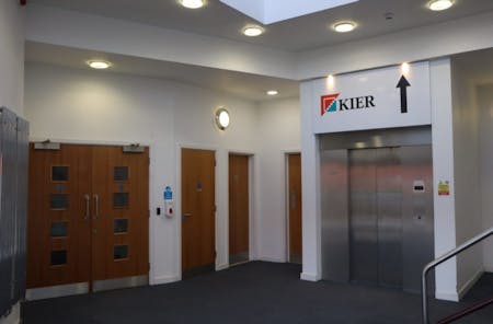 Platinum House - Ground Floor, Sussex Manor Business Park, Crawley, Office To Let - Platinum House 15.jpg