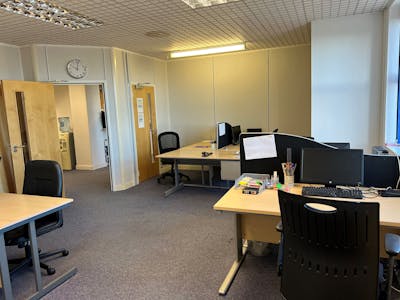 Second Floor Office Suites, Unit 3 Sceptre House, Harrogate, Office To Let - Office 3