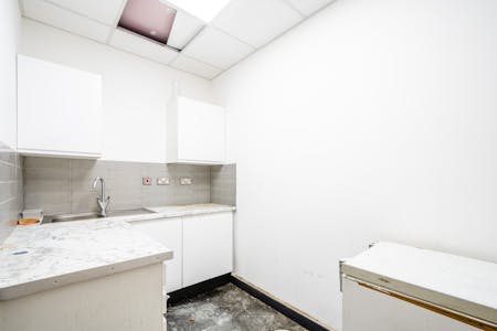 9 Henriques Street, London, Office To Let - Enriques St 9  Low Res 11.jpg