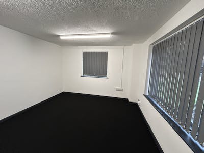 Unit 39, Albion Industrial Estate, Pontypridd, Industrial To Let - IMG_9509.jpeg