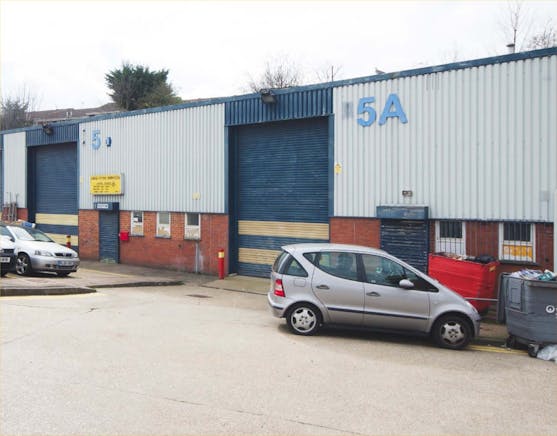 Unit 5a Northend Trading Estate, Erith, Industrial To Let - Erith  Northend TE 5 5A.jpg