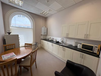 Contemporary Office Suite To Let in Newcastle, Newcastle upon Tyne, Office To Let - Page 41.jpg
