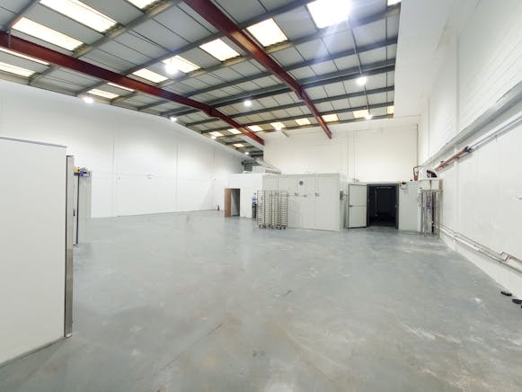 Unit 4, Kendal Court, Park Royal, Industrial / Warehouse To Let - 7 .jpg