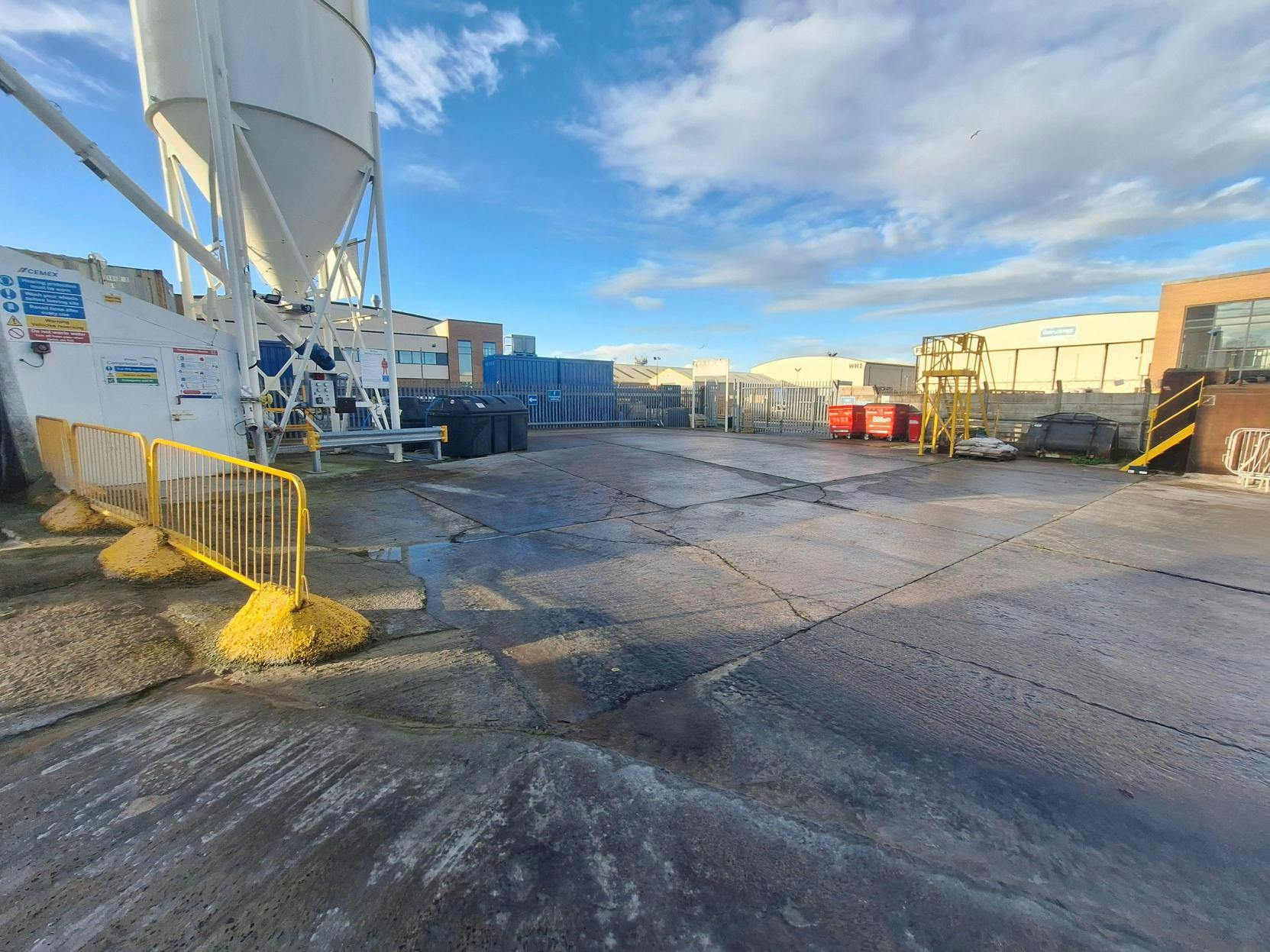 Land in Crewe - photo 3