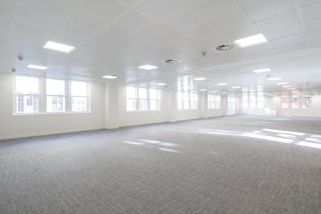 37 Kensington High Street, Kensington & Chelsea, Office To Let - KHS_004min.jpg