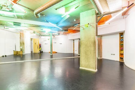 14 Collent Street, London, D2 (Assembly and Leisure) / Leisure / Office To Let - 36_7617.jpg