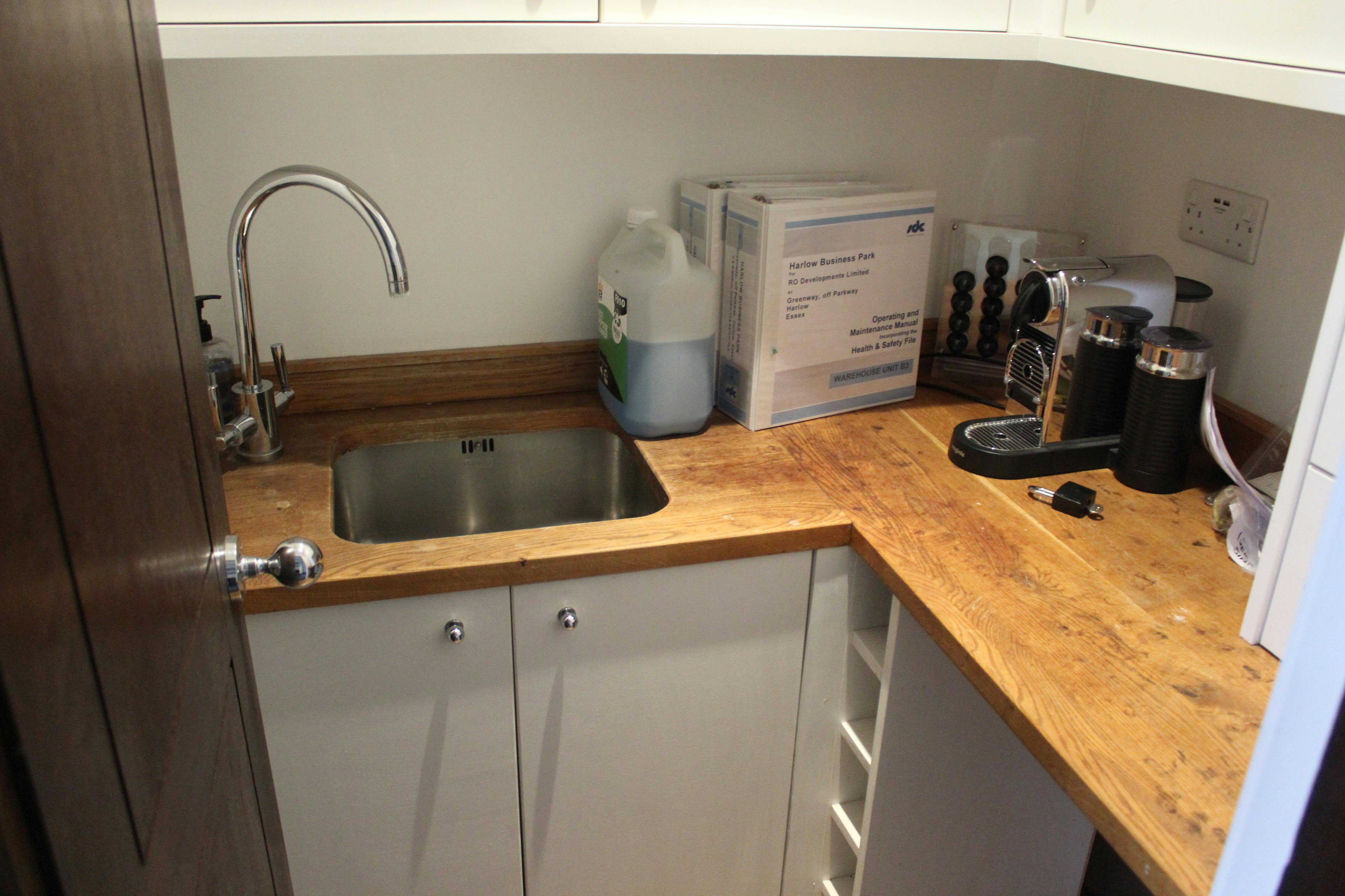 Unit 9 RO24, Harlow, Industrial To Let - IMG_0464.JPG