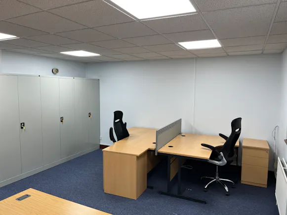 8 Manor Courtyard, Hughenden Avenue, High Wycombe, Offices To Let - 20260624_081115410_iOS.jpg