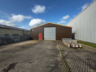 Unit 11, Martock, Industrial/Logistics To Let - IMG_1942.JPG