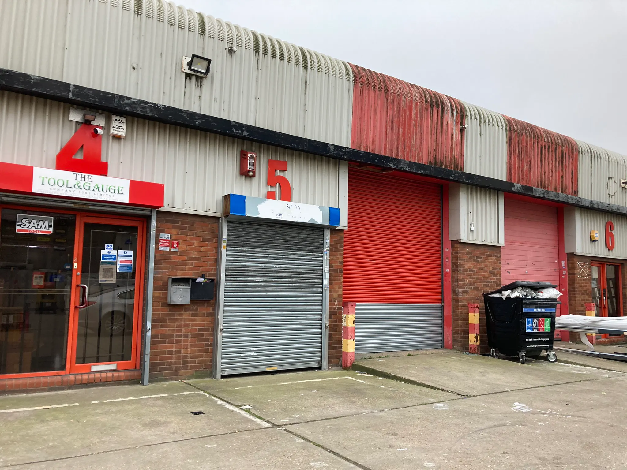 Unit 6, Hayes, Industrial To Let - IMG_0510.JPEG