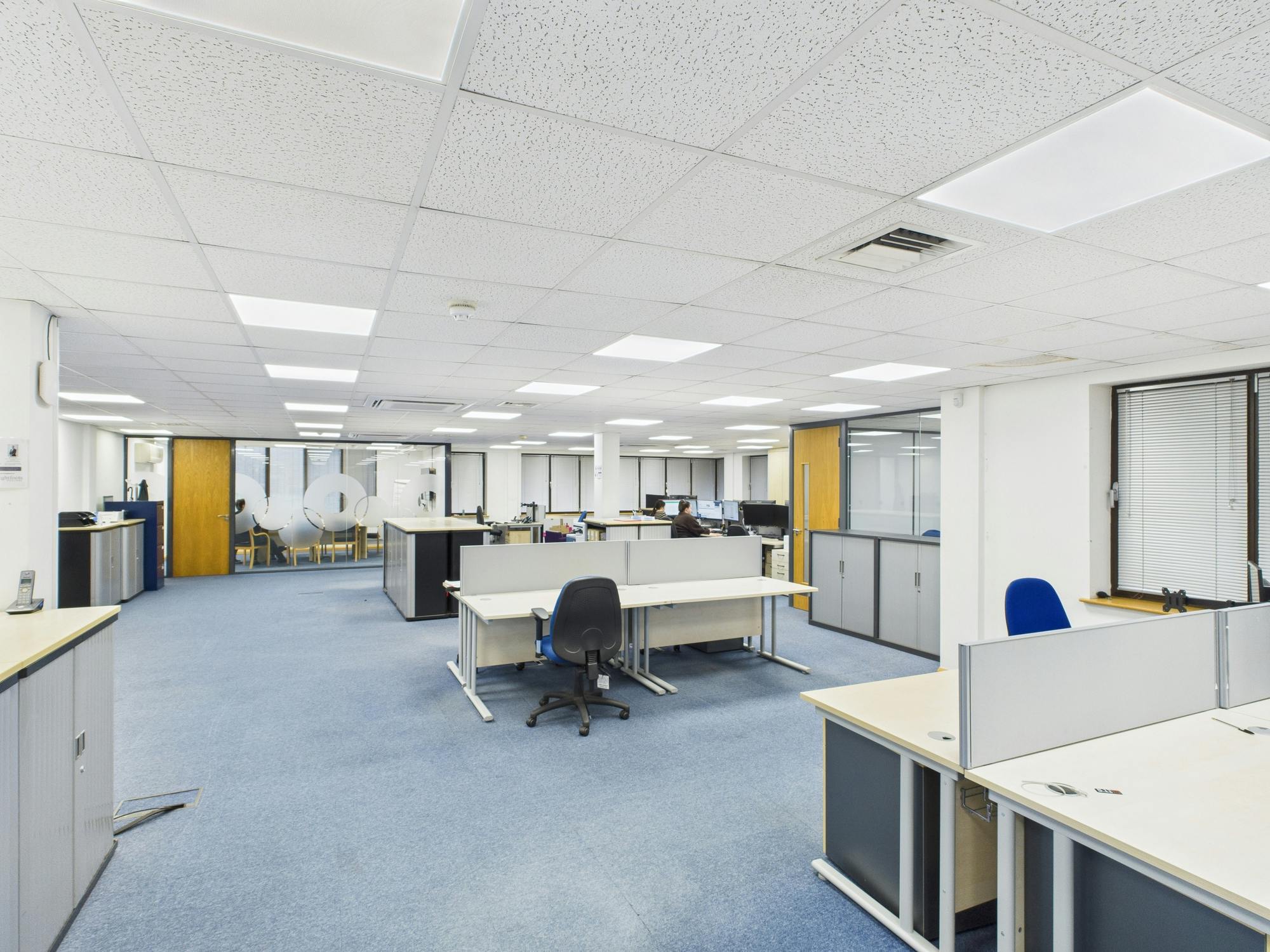 Suite 3, Oxford House, Thame, Office To Let - CAM05222G0-PR0073-STILL004.jpg