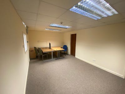 19 Fairway Business Centre, Portsmouth, Industrial / Trade Counter / Warehouse To Let - 9.jpg