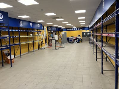 Acrewood Park, Unit 4, St. Albans, Industrial / Retail - Out Of Town To Let - IMG_1270.JPG