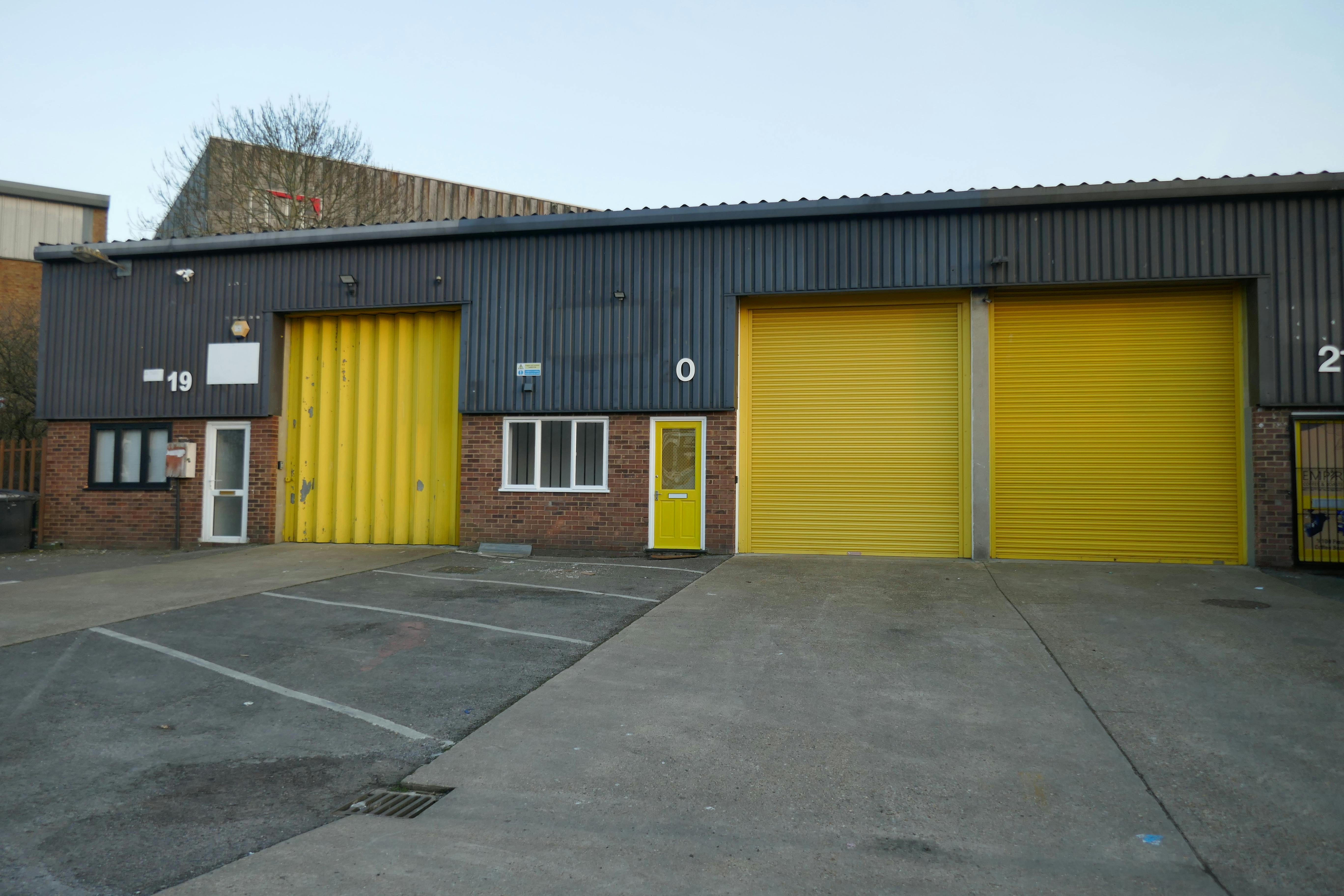 Unit 20, Harlow, Industrial To Let - P1040607.JPG
