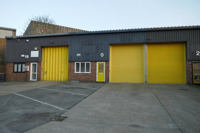 Unit 20, Harlow, Industrial To Let - P1040607.JPG