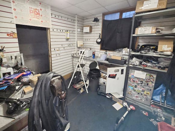 Cycle King, 1 London Road, Wickford, Retail To Let - c86020a0IMG20251209WA0005.jpg