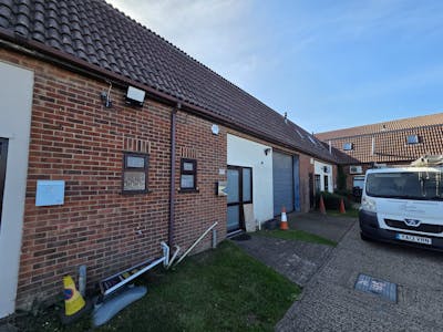 Unit 2, TAH House, Aviation Way, Southend-On-Sea, Industrial / Industrial / Warehouse To Let - IMG20250925WA0039.jpg