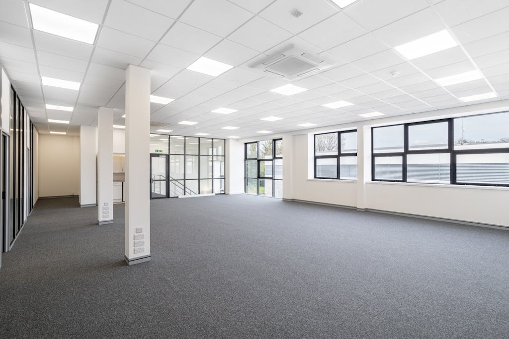 Unit 3 and 4 Nimbus Park  Dunstable74