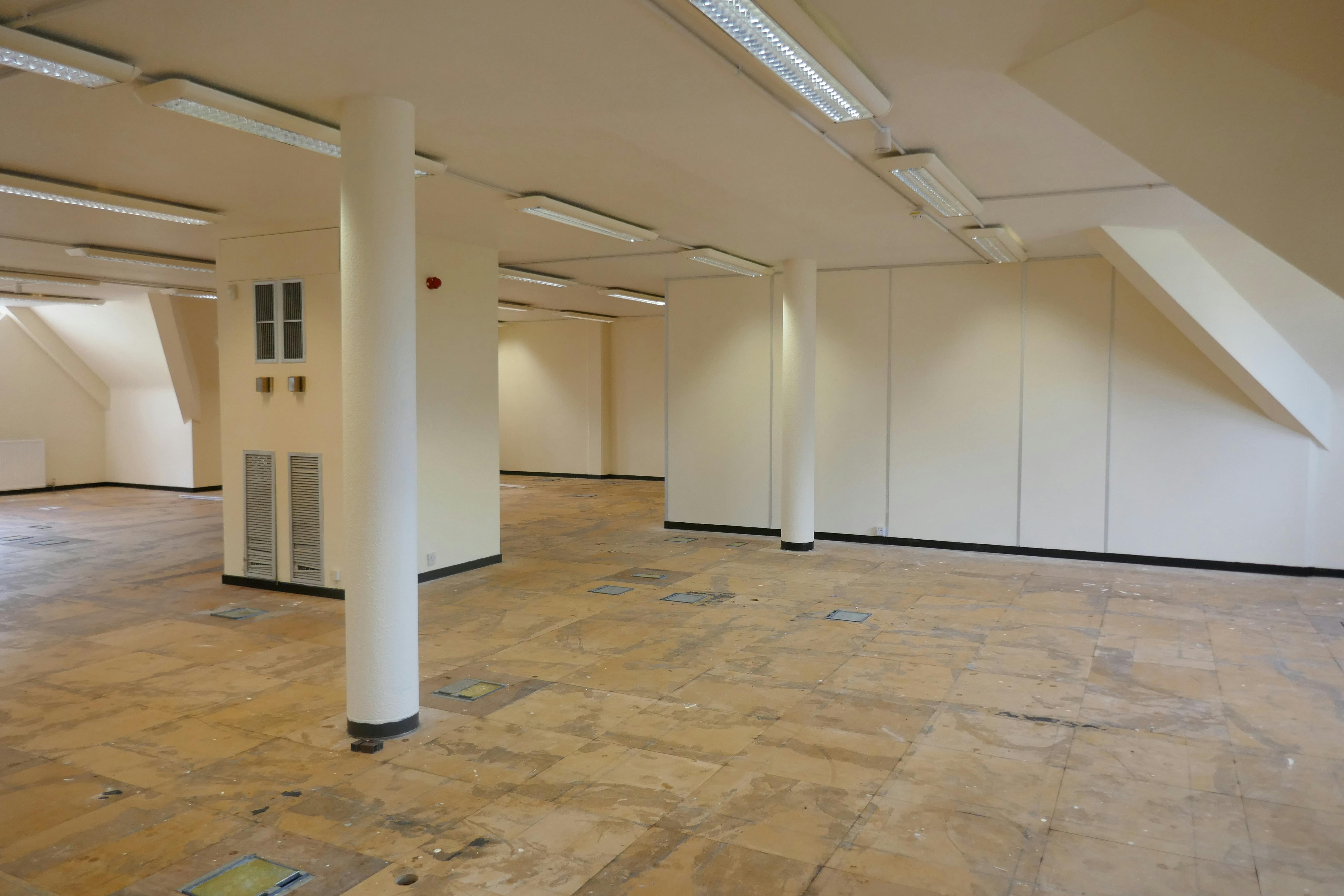 Borough Offices, Borough Offices, Bishop's College, Cheshunt, Offices To Let - P1050980.JPG