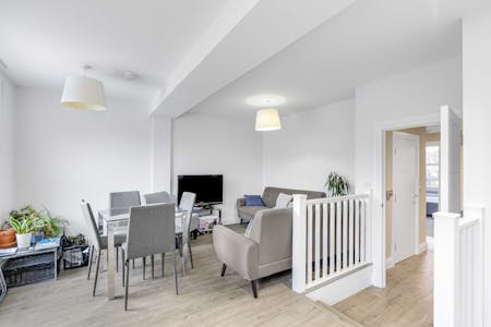 125 Putney High Street, London, Residential Flat To Let - Reception