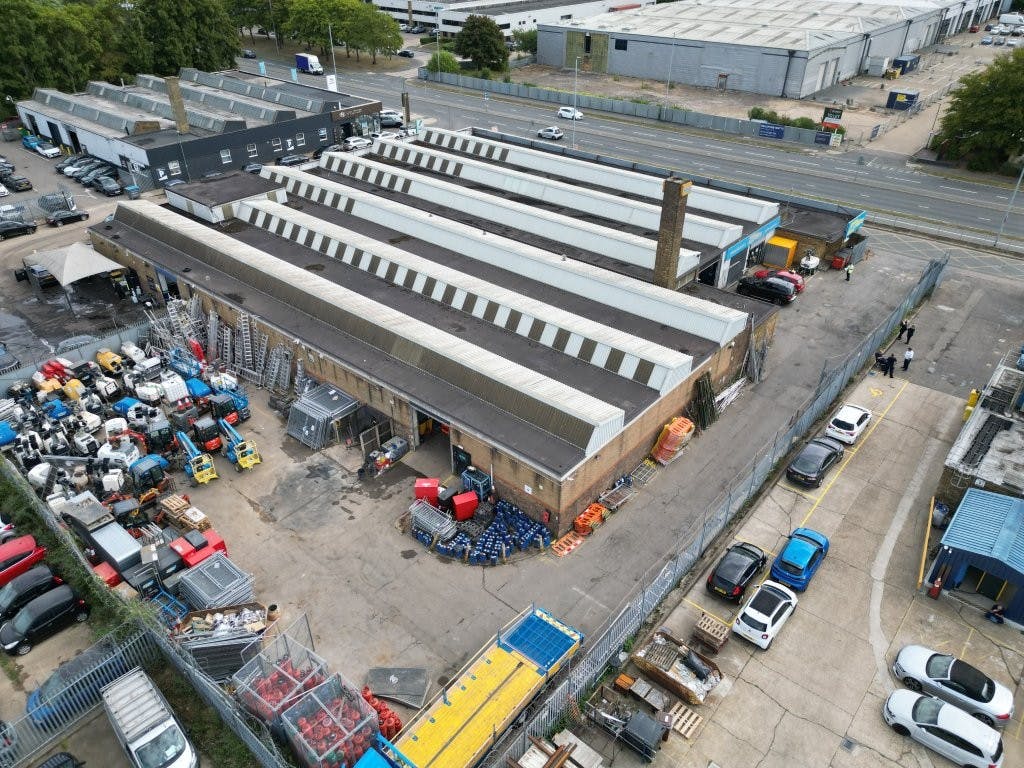 Former HSS Hire Unit, Edinburgh Way, Harlow, Industrial To Let - DJI_0864.jpg
