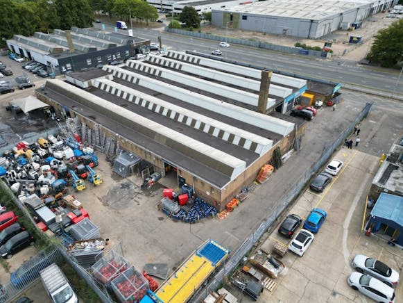 Former HSS Hire Unit, Edinburgh Way, Harlow, Industrial To Let - DJI_0864.jpg
