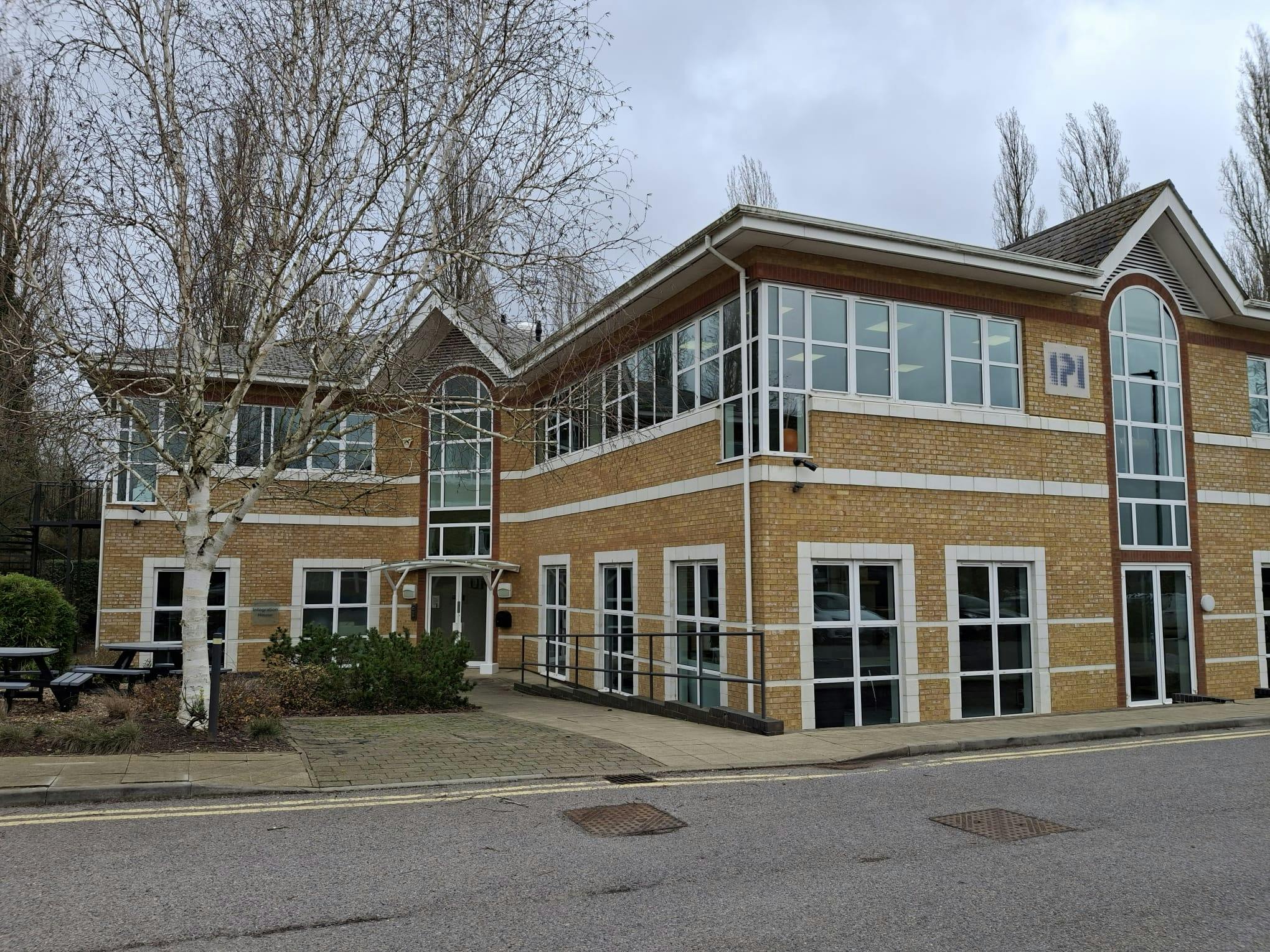 Office in Reading - photo 2