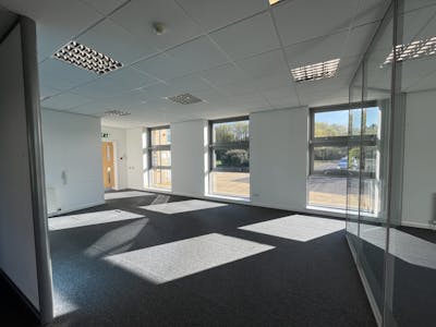 Century Court, Irvine, Office To Let - IMG_9159.jpg