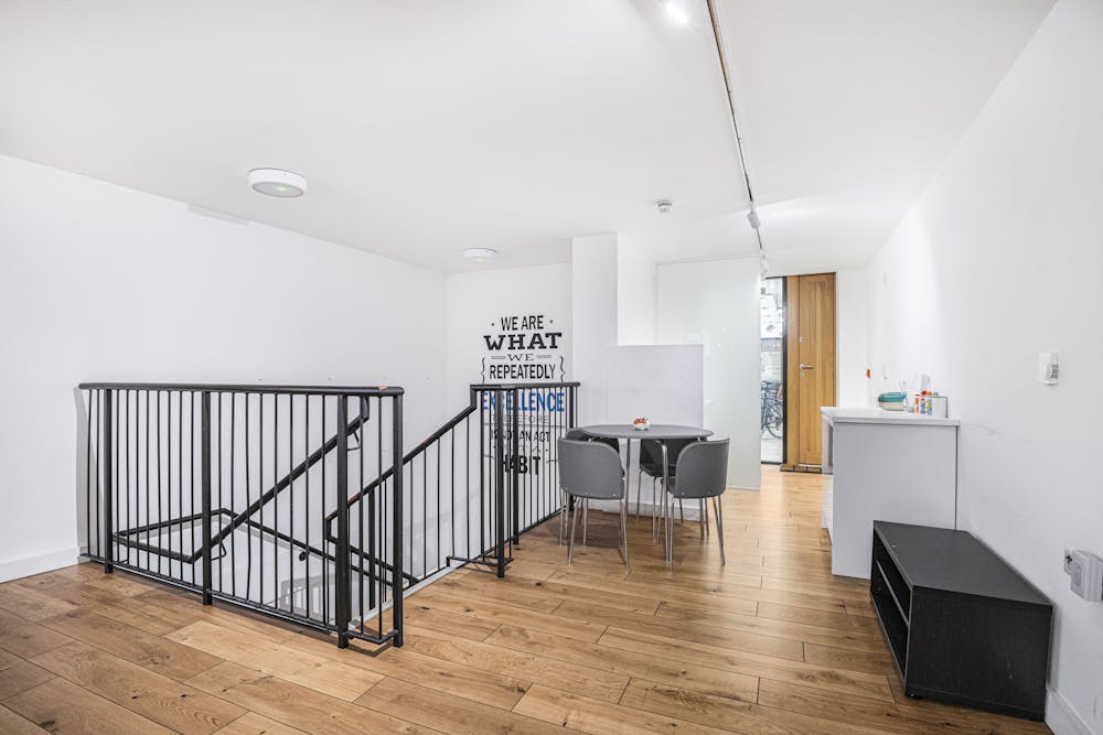 Ground and Basement, 22 Long Street, London, Office To Let - 9_44231.JPG