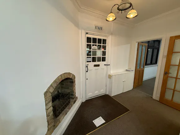 375-377 Rayleigh Road, Leigh-On-Sea, Office To Let - WhatsApp Image 2026-01-06 at 12.03.27.jpeg