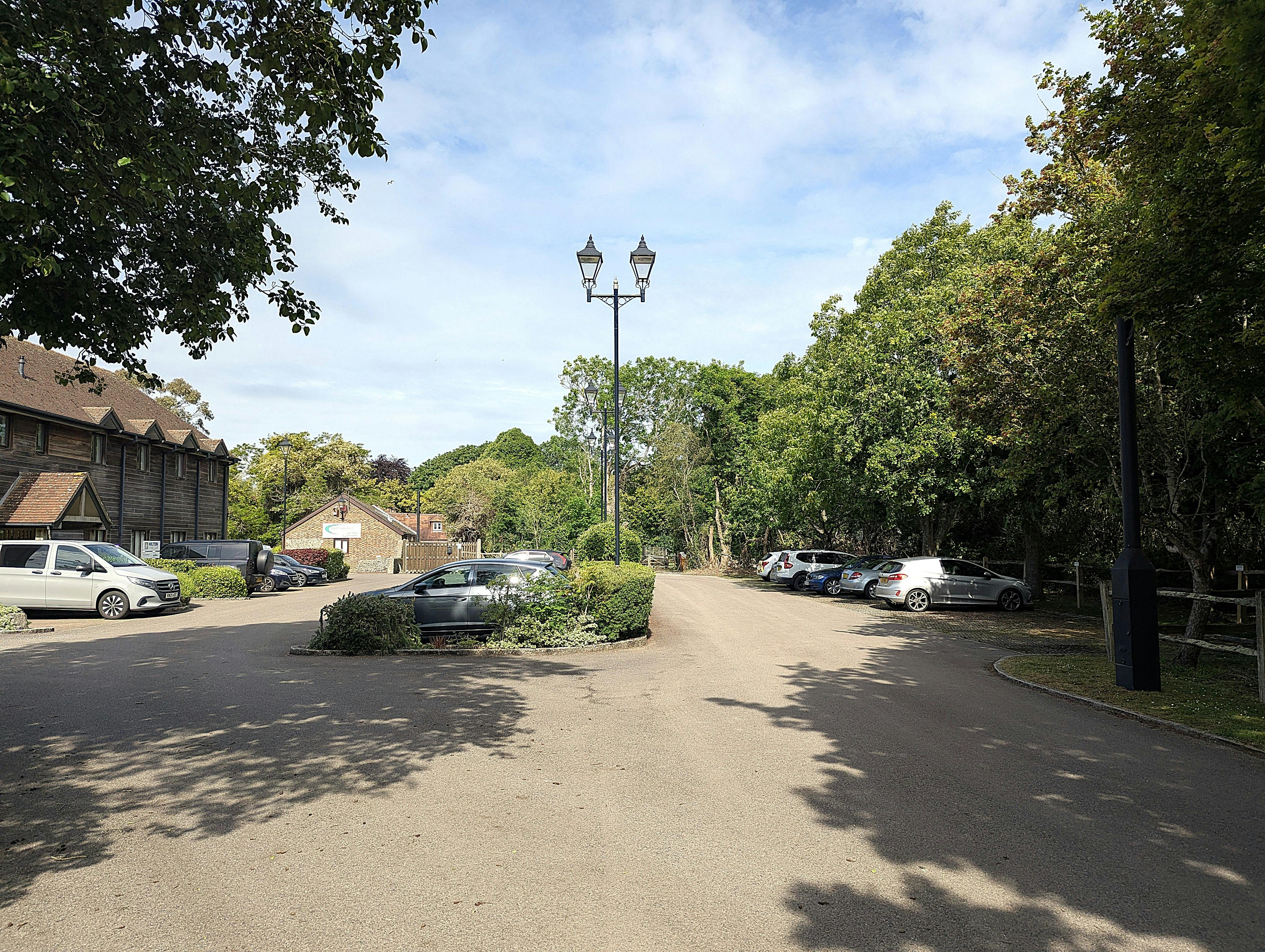 5/7 Sussex Business Village, Barnham, Office To Let - 1.jpg