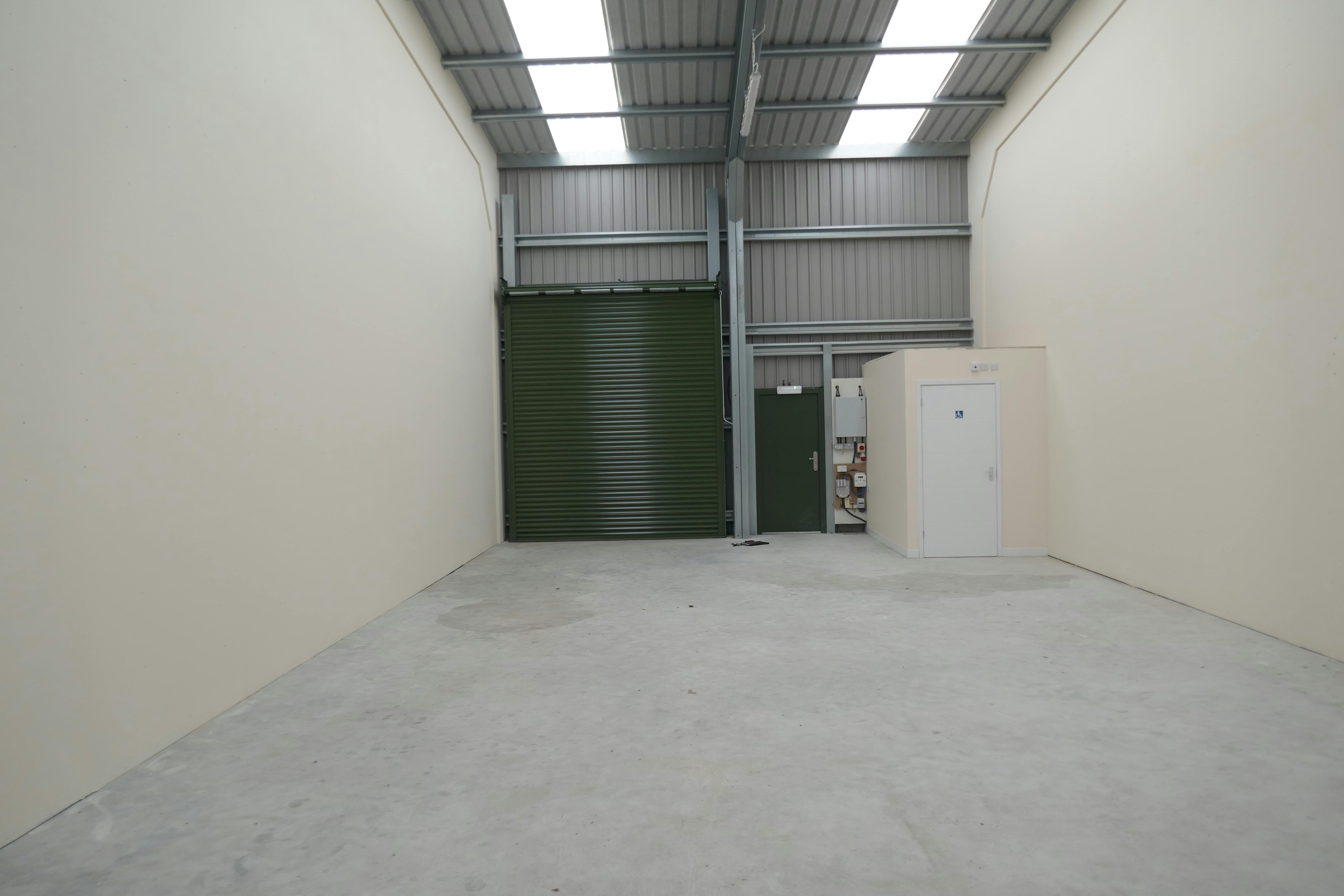 Unit 23 Leaside Industrial Park, Sedge Green, Nazeing, Industrial To Let - P1040231.JPG
