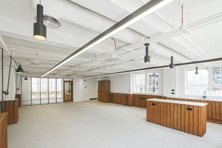 21-22 Great Sutton Street, London, Office To Let - DSC00876.JPG