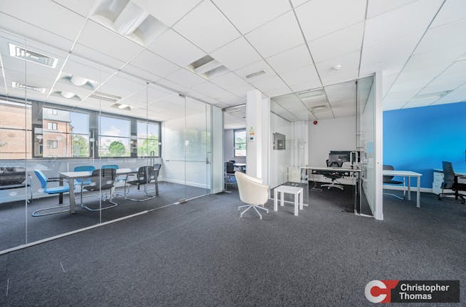 Staines One, Station Approach, Staines-Upon-Thames, Office To Let - Open plan iv.jpg