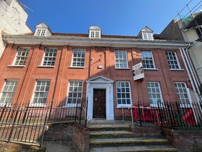 First Floor Offices, 34 Market Square, Aylesbury, Office To Let / For Sale - 20260319_110441693_iOS.jpg