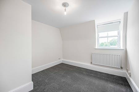 Frobisher Street, London, Residential Flat To Let - Bedroom 2