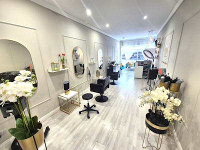 10 Buxton Road, Stockport, Retail To Let - 20251103_100004.jpg