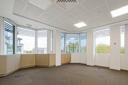 35 Park Lane, London, Office To Let - DSC06111 .jpg