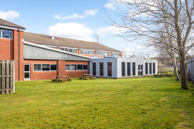 Headway House, Crosby Way, Farnham, Offices To Let - Headway House 292562 40.jpg