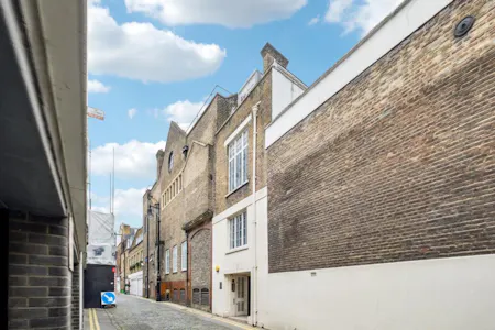10 Market Mews, 10A Market Mews, London, Office To Let - 7e26d89d9908fa608ec922ad5a1fd04f.jpeg