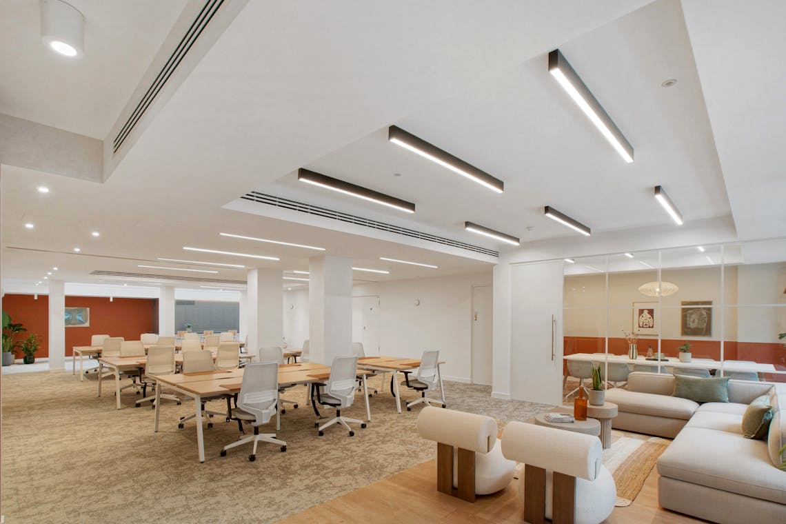 74A Charlotte Street, London, Office To Let - DSC05932.jpg